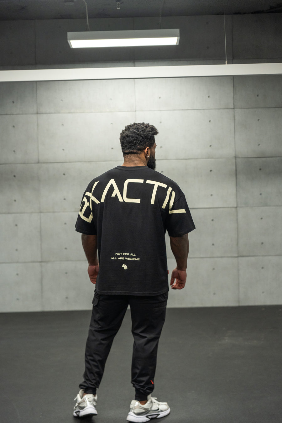 Big Logo Oversize Tee (5 Colors)