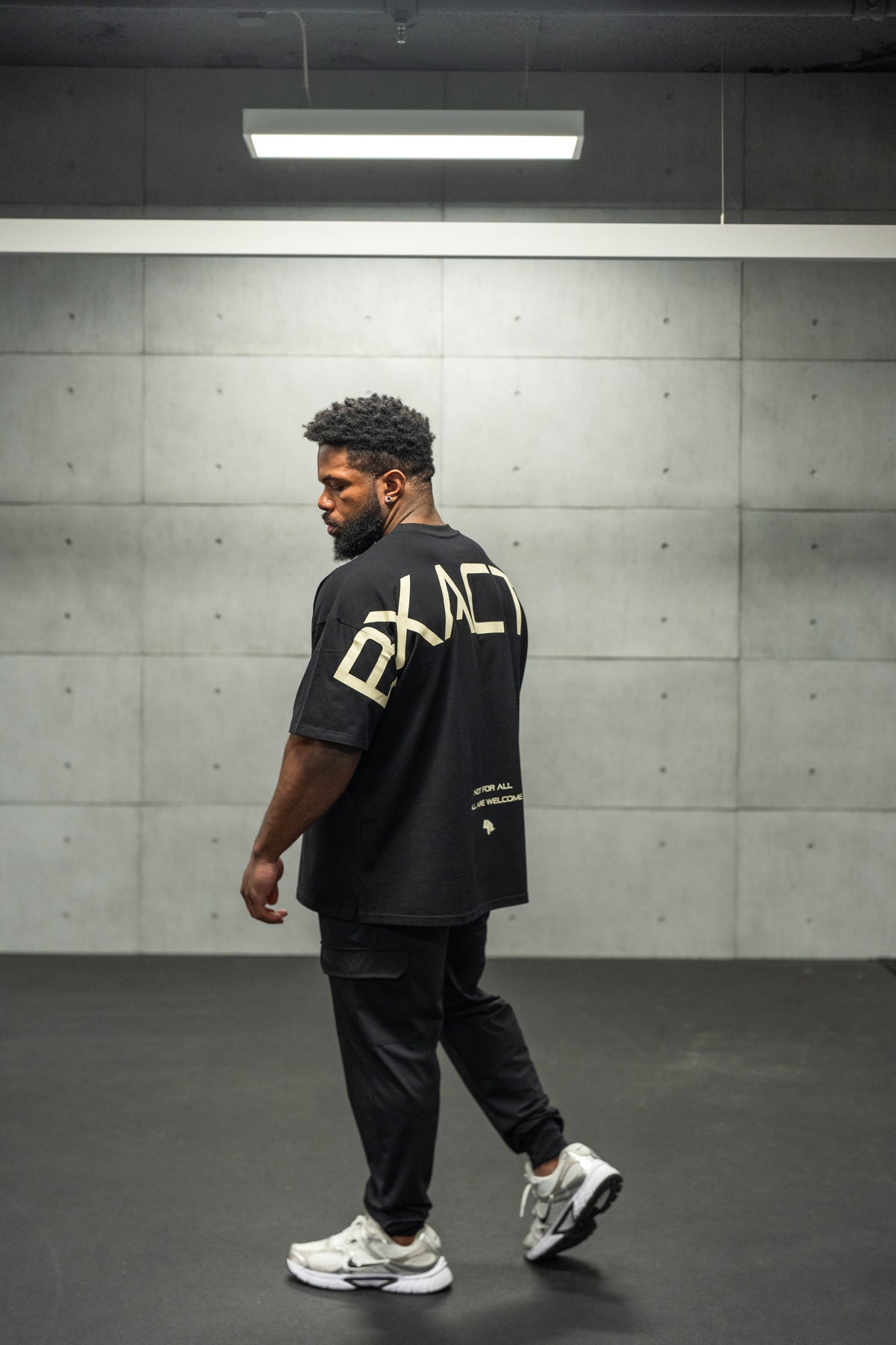 Big Logo Oversize Tee (5 Colors)